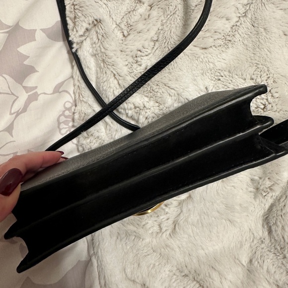 Tory Burch Black Leather Crossbody Bag NWOT 75$ - Picture 4 of 4